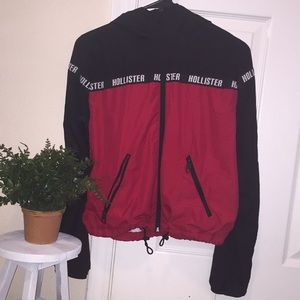 Hollister wins breaker